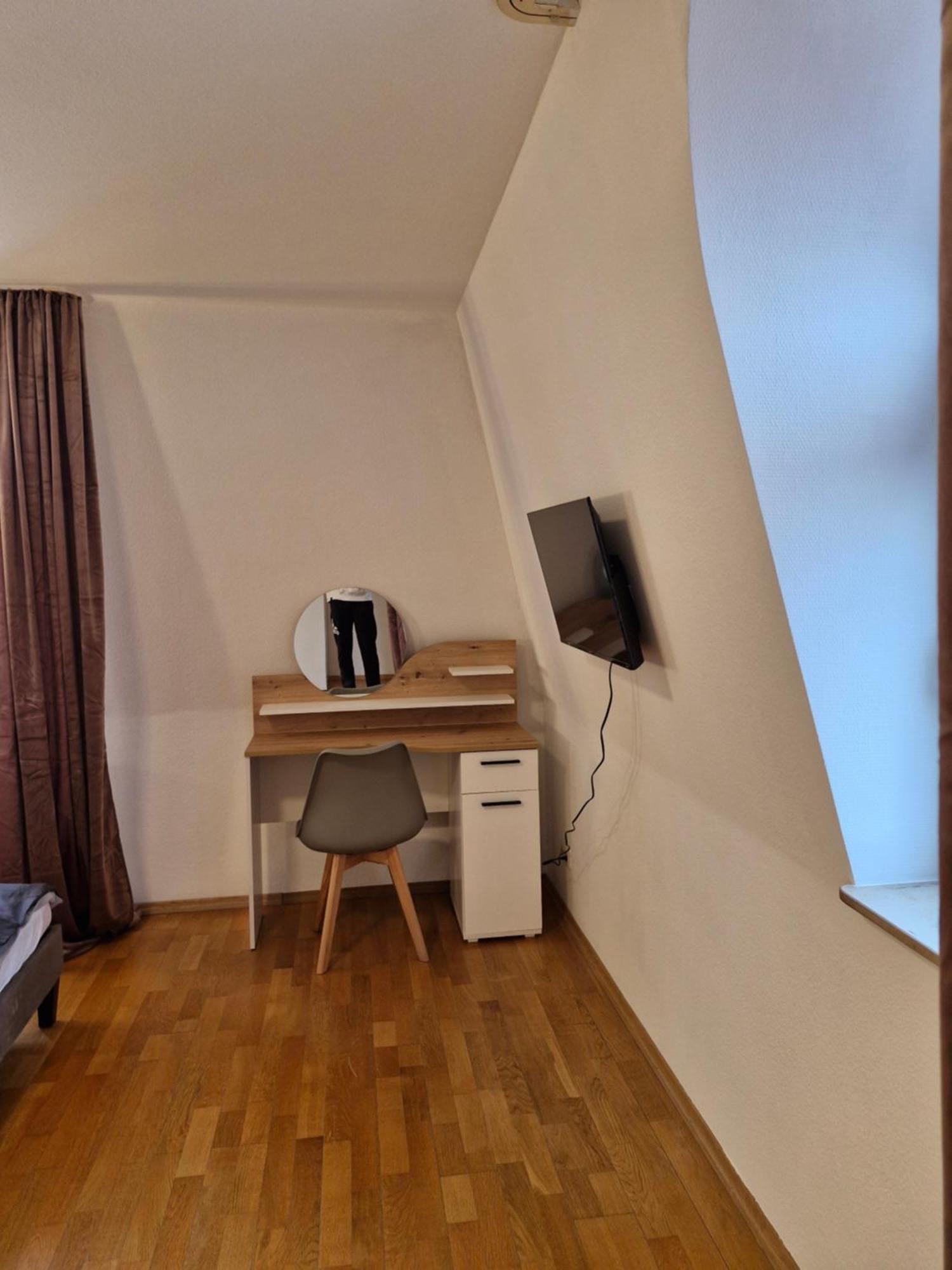 Stadtvilla Zimmervermietung Homestay *